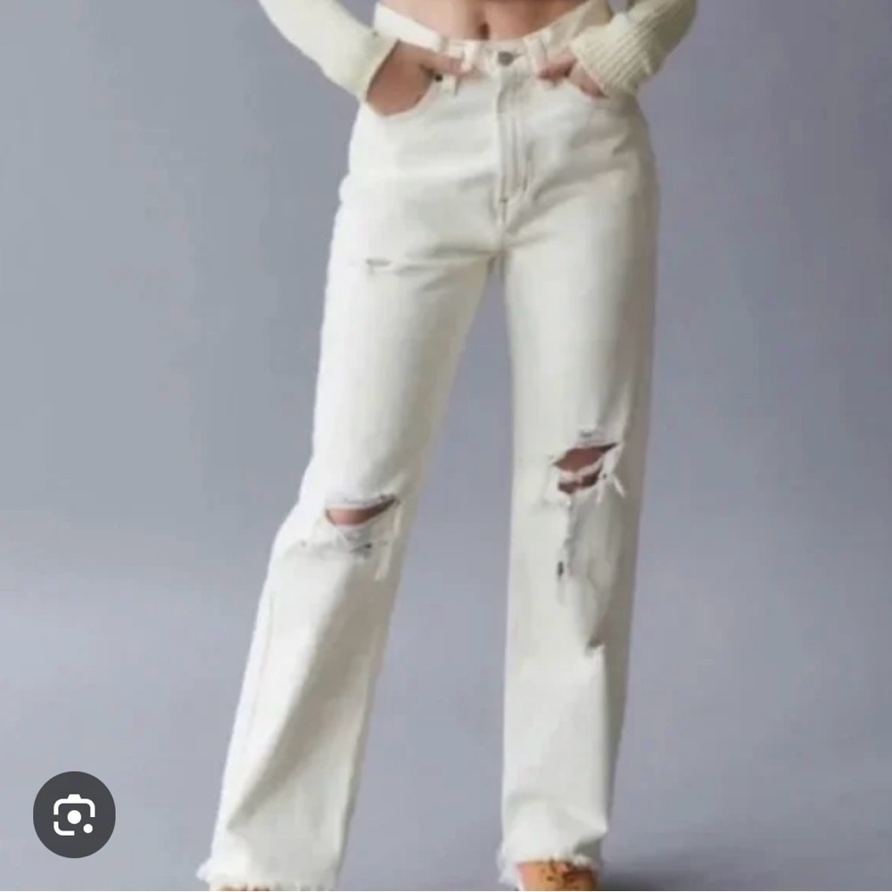 BDG Urban Outfitters distressed high rise jeans